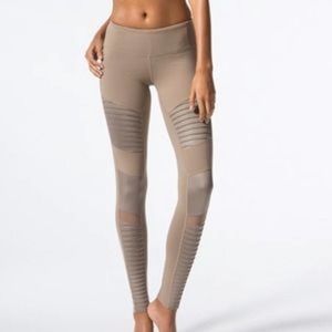 ALO Yoga Gravel Moto Leggings